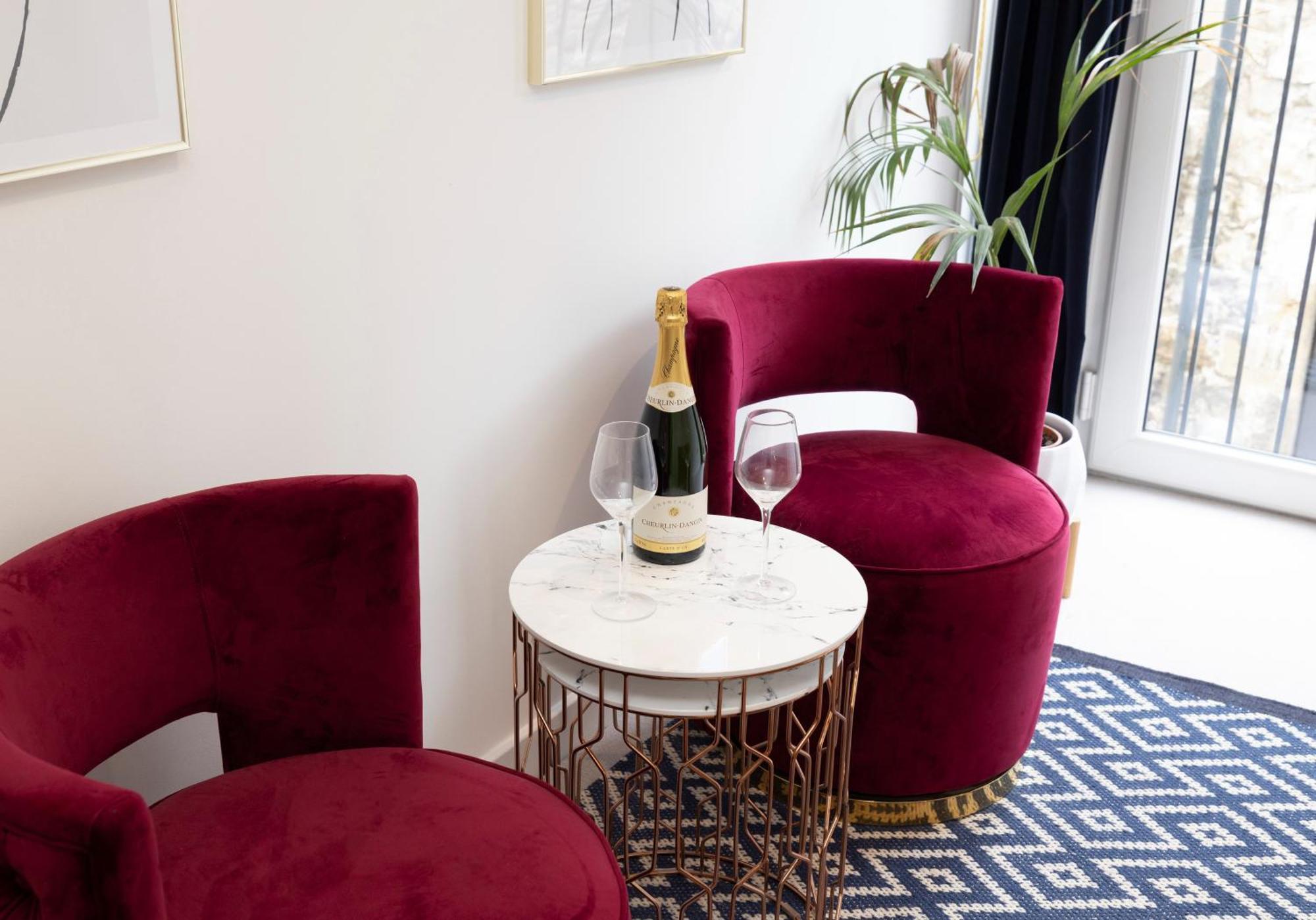 Appartement Stylish Mews House Old Town 1-br With Parking